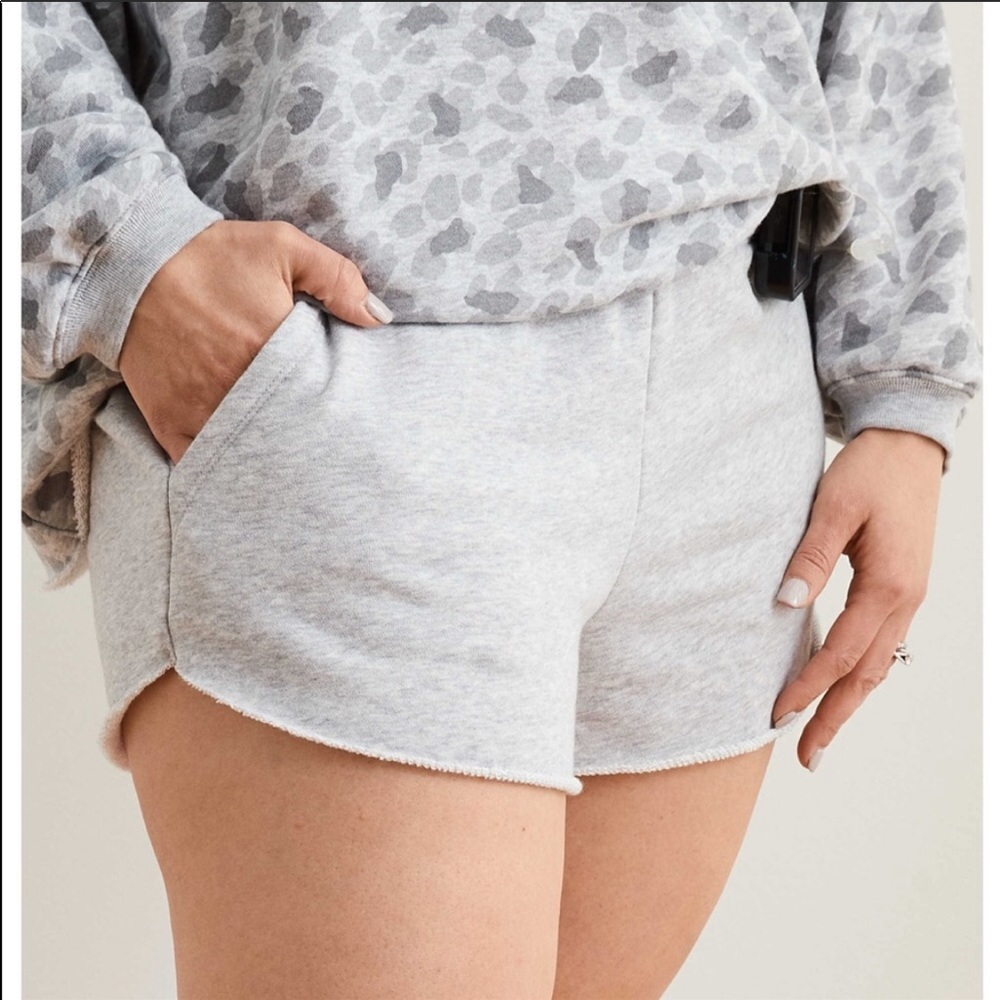 ISO Aerie Sunday Soft Short